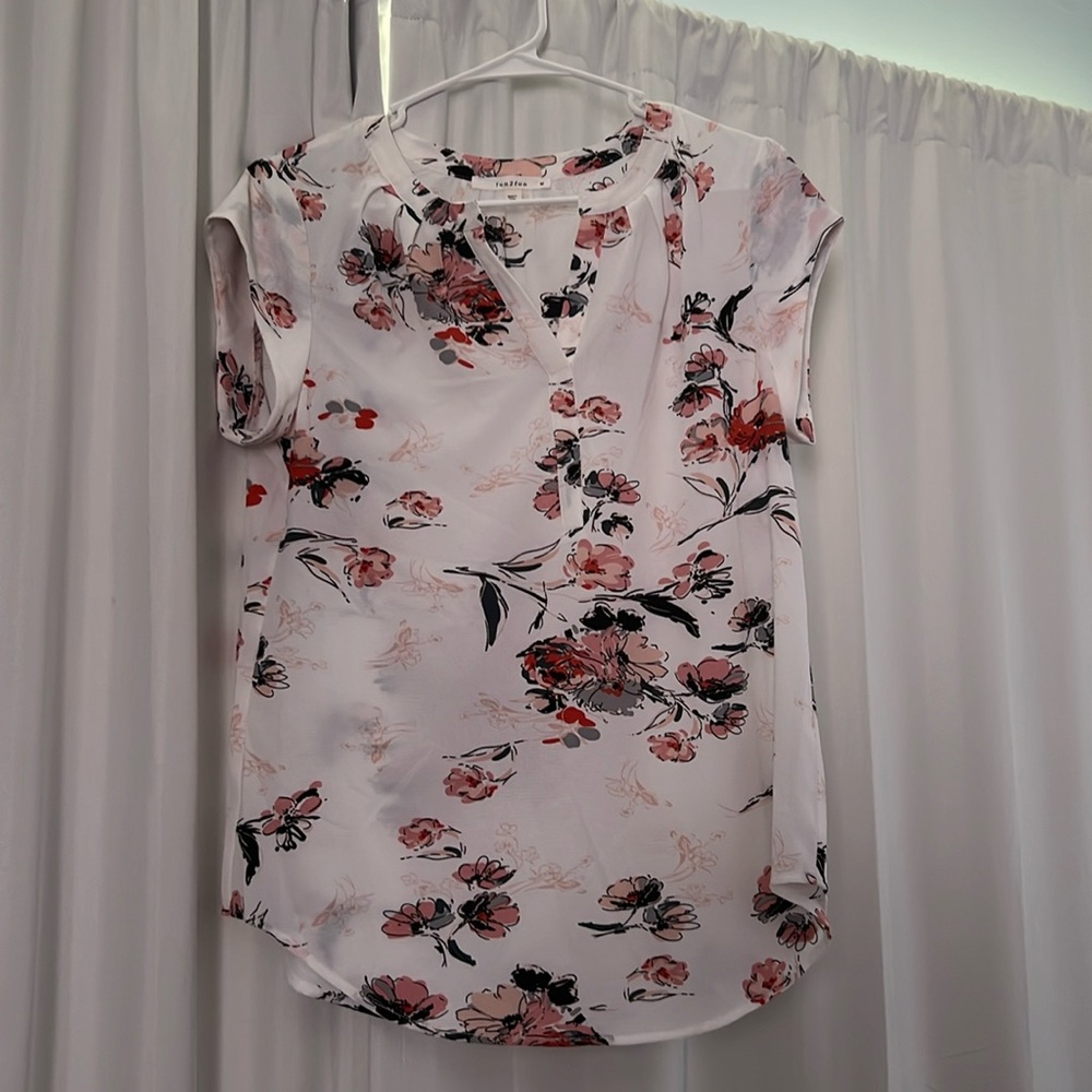 Women’s Flower Top
